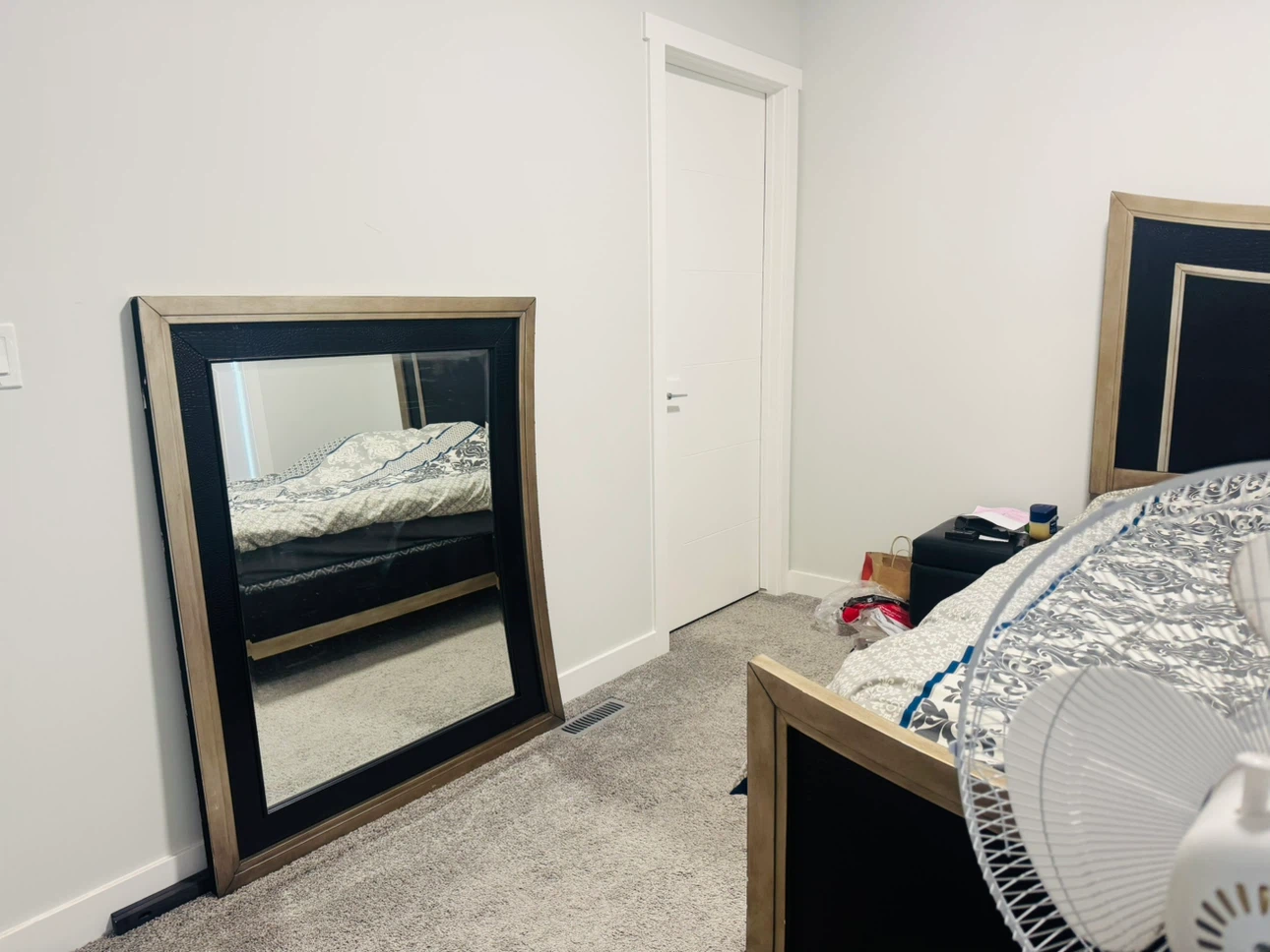 King Size Bed Frame + Mattress + 50” Sony Bravia TV - photo 2