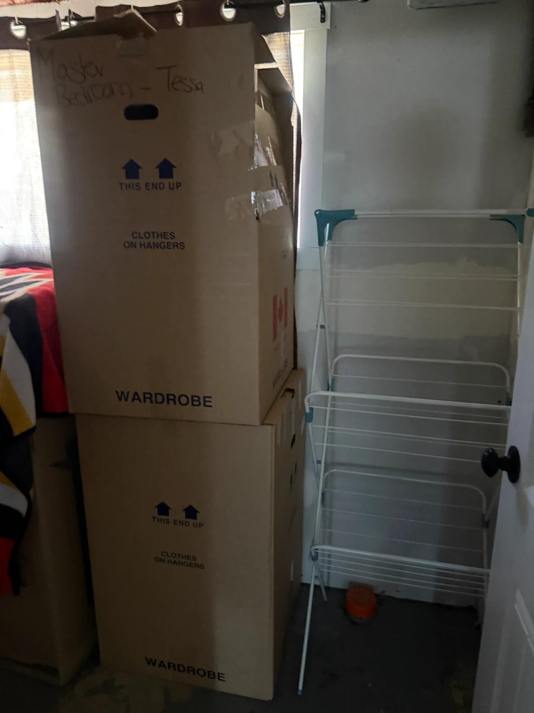 Wardrobe & Moving Boxes - photo 4