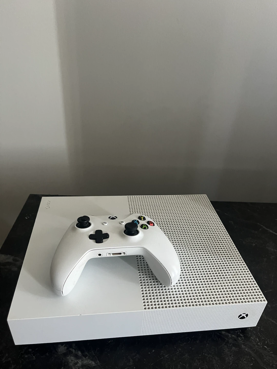 Xbox one S 1 terabyte - photo 3