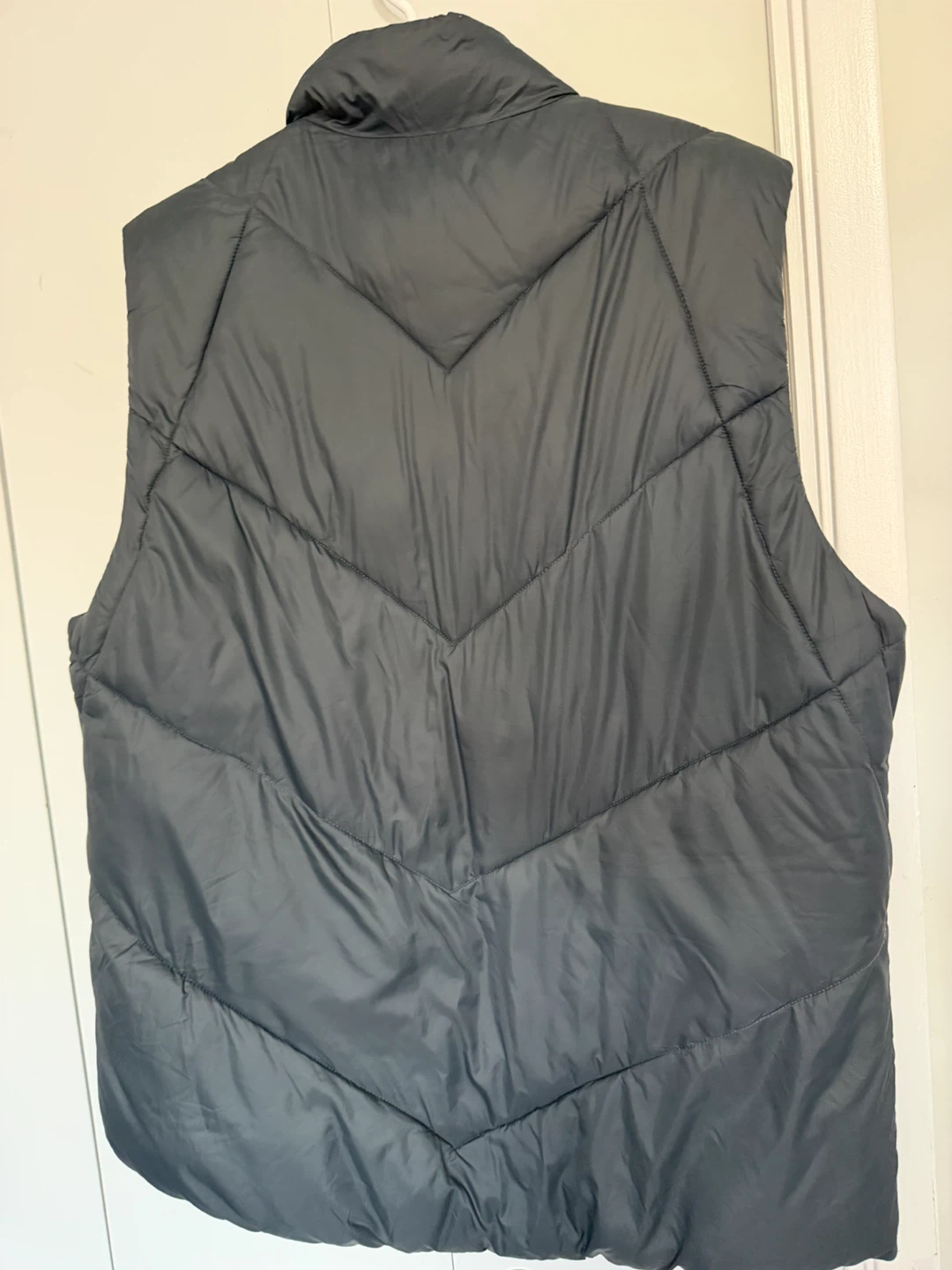 Gap Grey down Puffer Vest men’s - photo 3