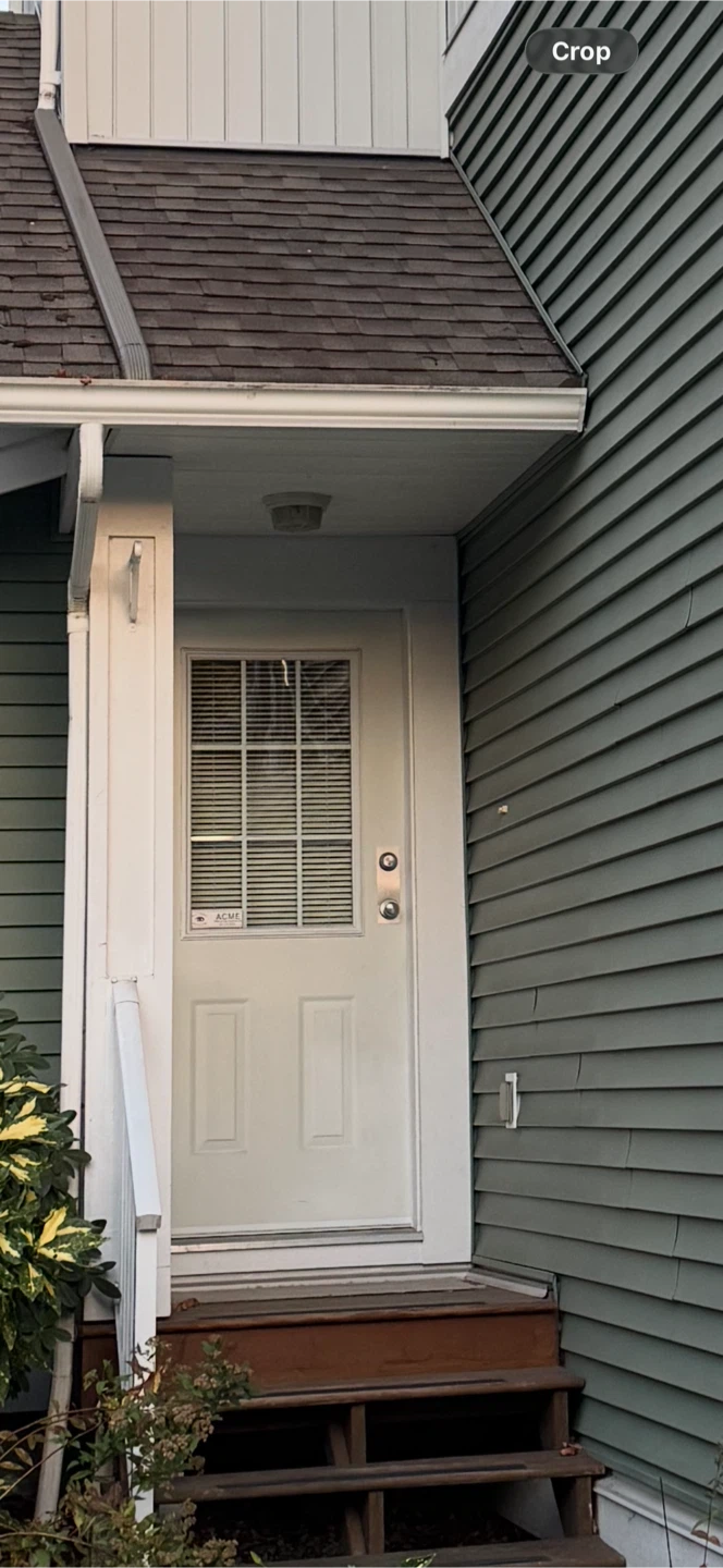 22x36 standard size windows for front door. - photo 3