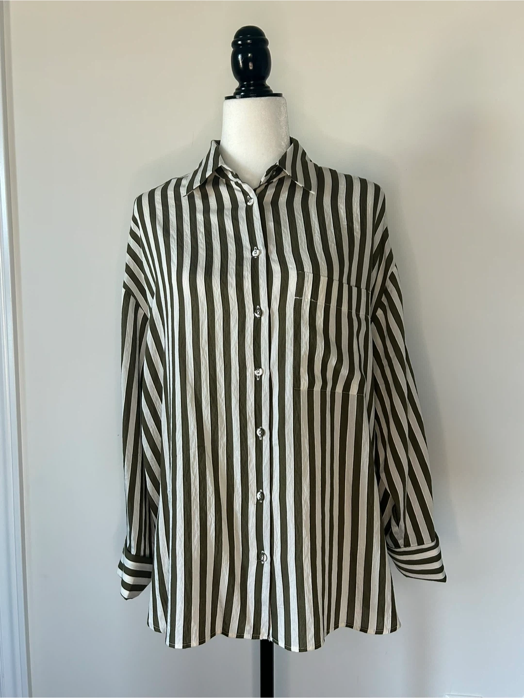 M - Like NEW! ZARA Oversized Striped Shirt
