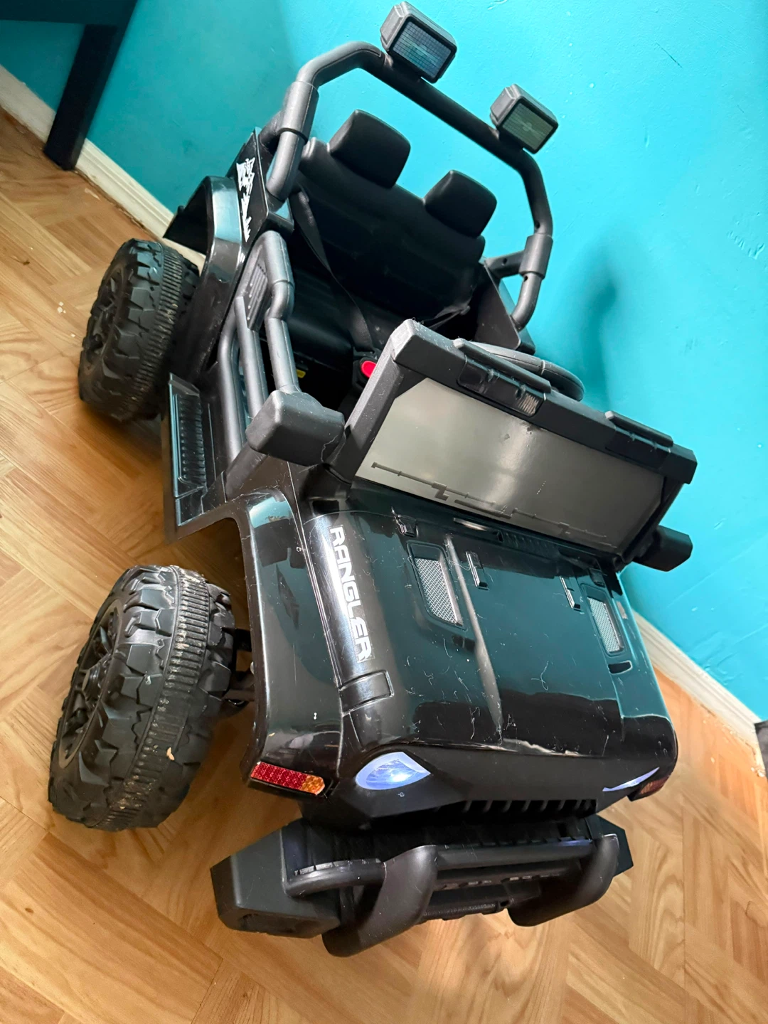 Black Rangler Ride-On Jeep and KRIDDO Balance Bike - photo 5