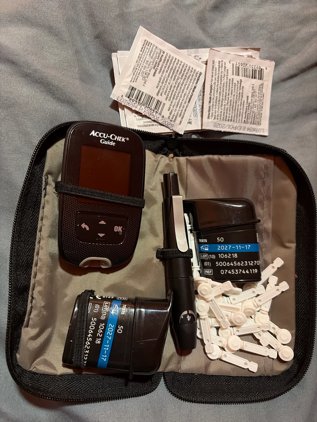ACCU-CHEK Guide Blood Glucose Meter Kit - photo 2