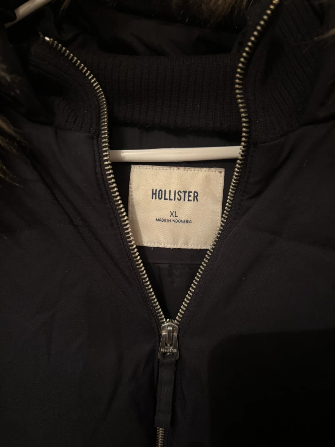 Hollister Black Puffer Jacket with Faux Fur Hood XL - photo 3