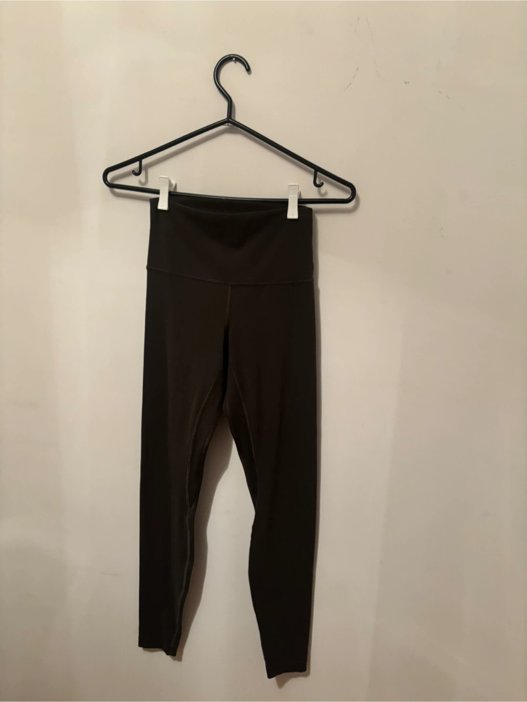 dark green lulu lemon leggings - photo 2