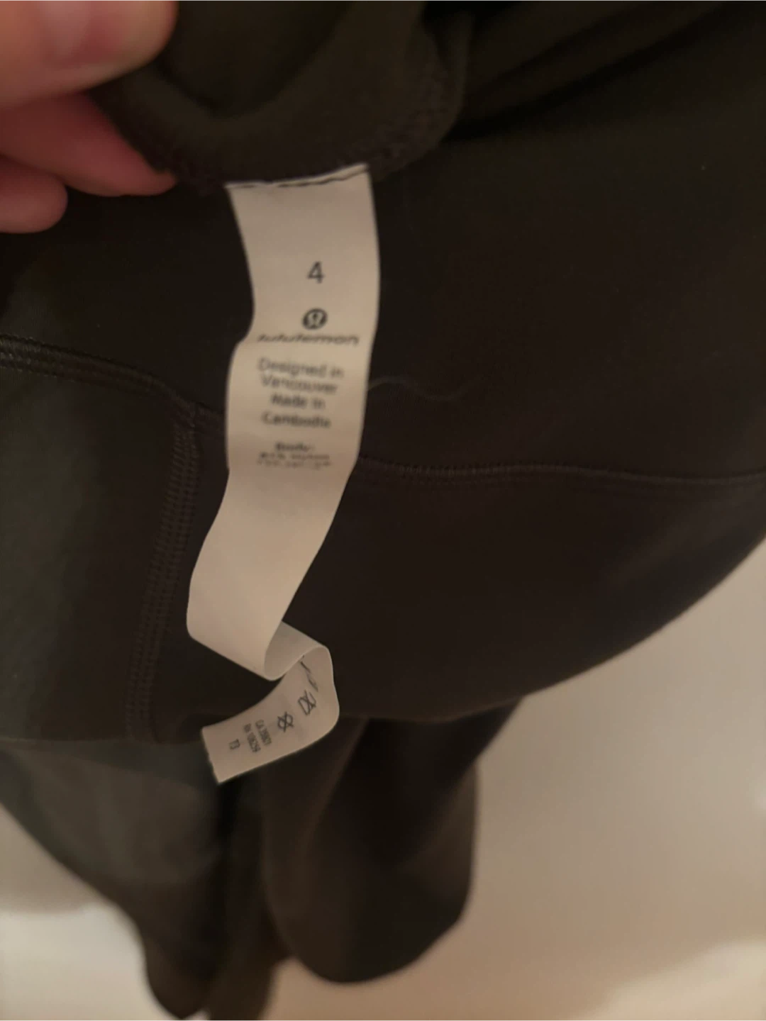 dark green lulu lemon leggings - photo 3