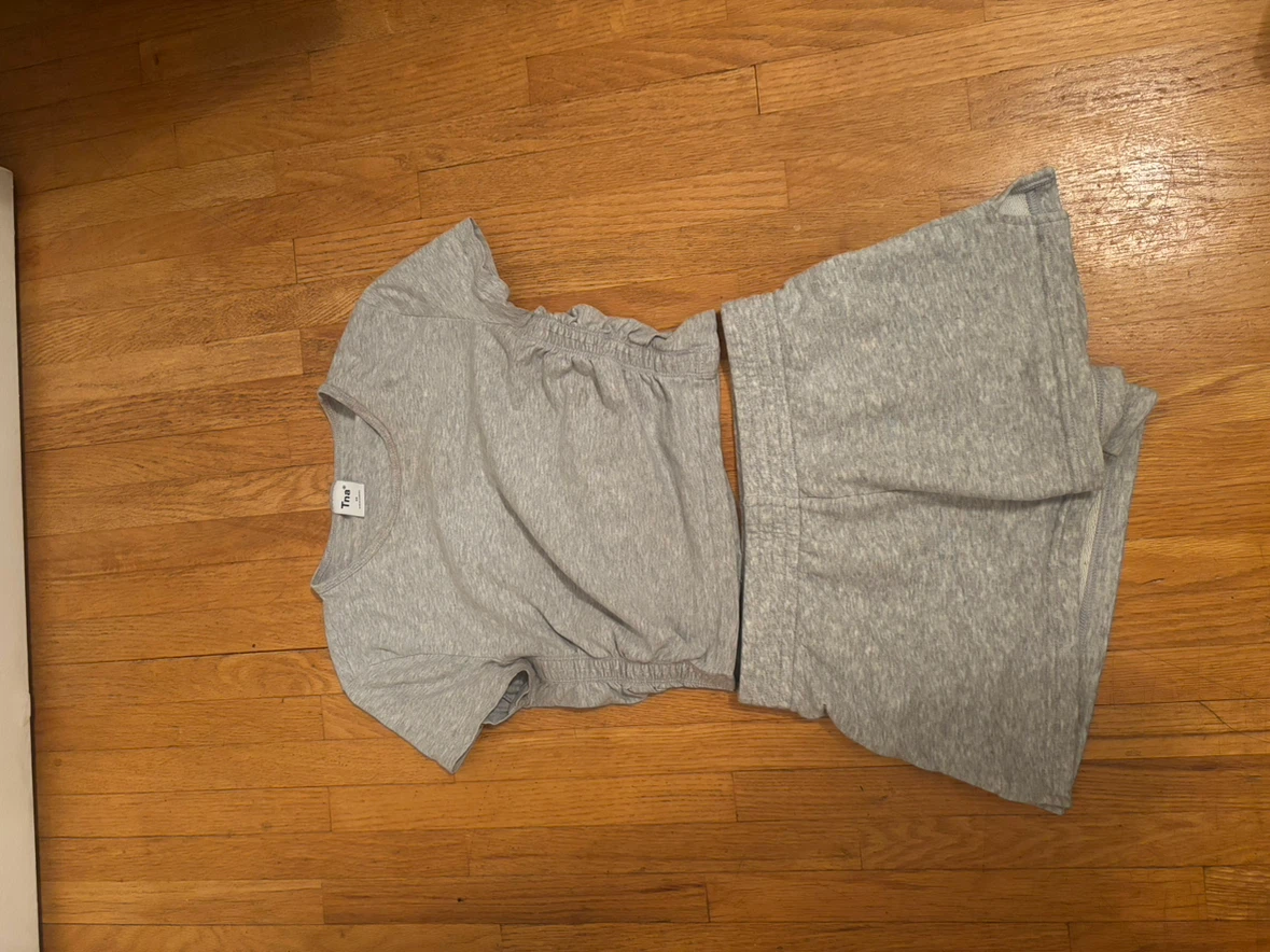Tna Heather Grey Top and Shorts Set