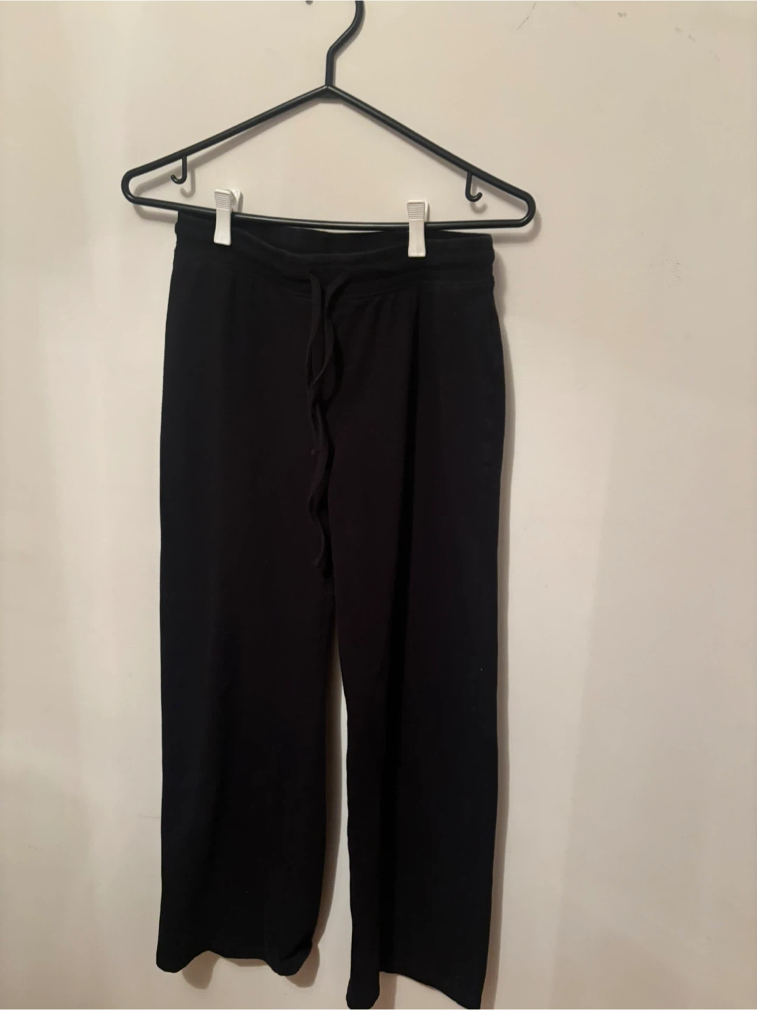 Aritzia Homestretch Black Sweatpants Size S