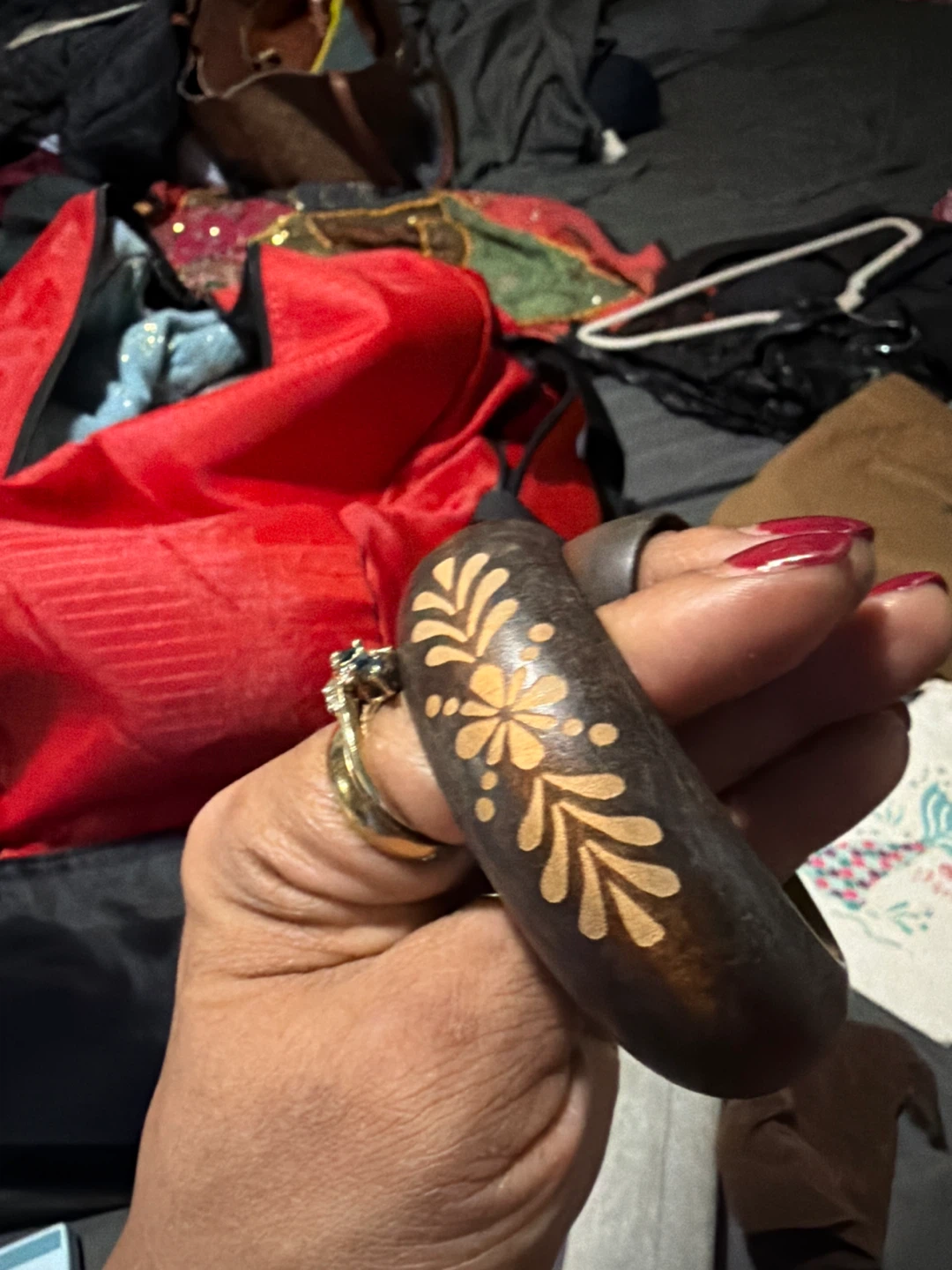 Wooden Bangle and Ring Set with Floral Design - photo 3