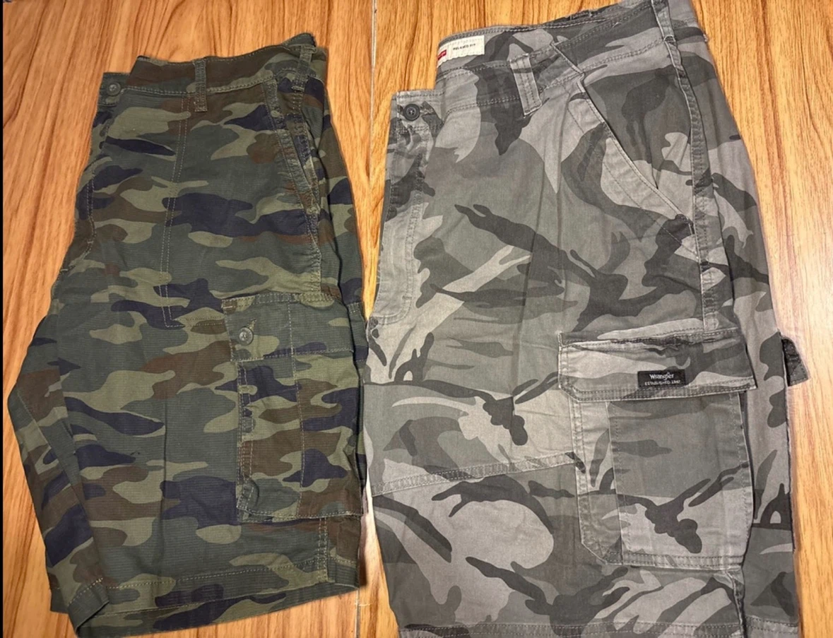 Men’s brand new Camo Cargo Shorts sz40/ sz42
