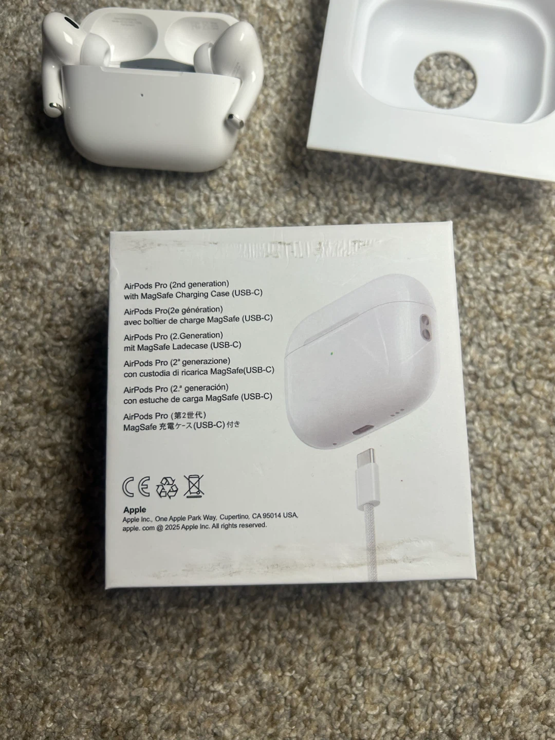 Apple AirPods Pro 2nd Gen with MagSafe Case USB-C - photo 3
