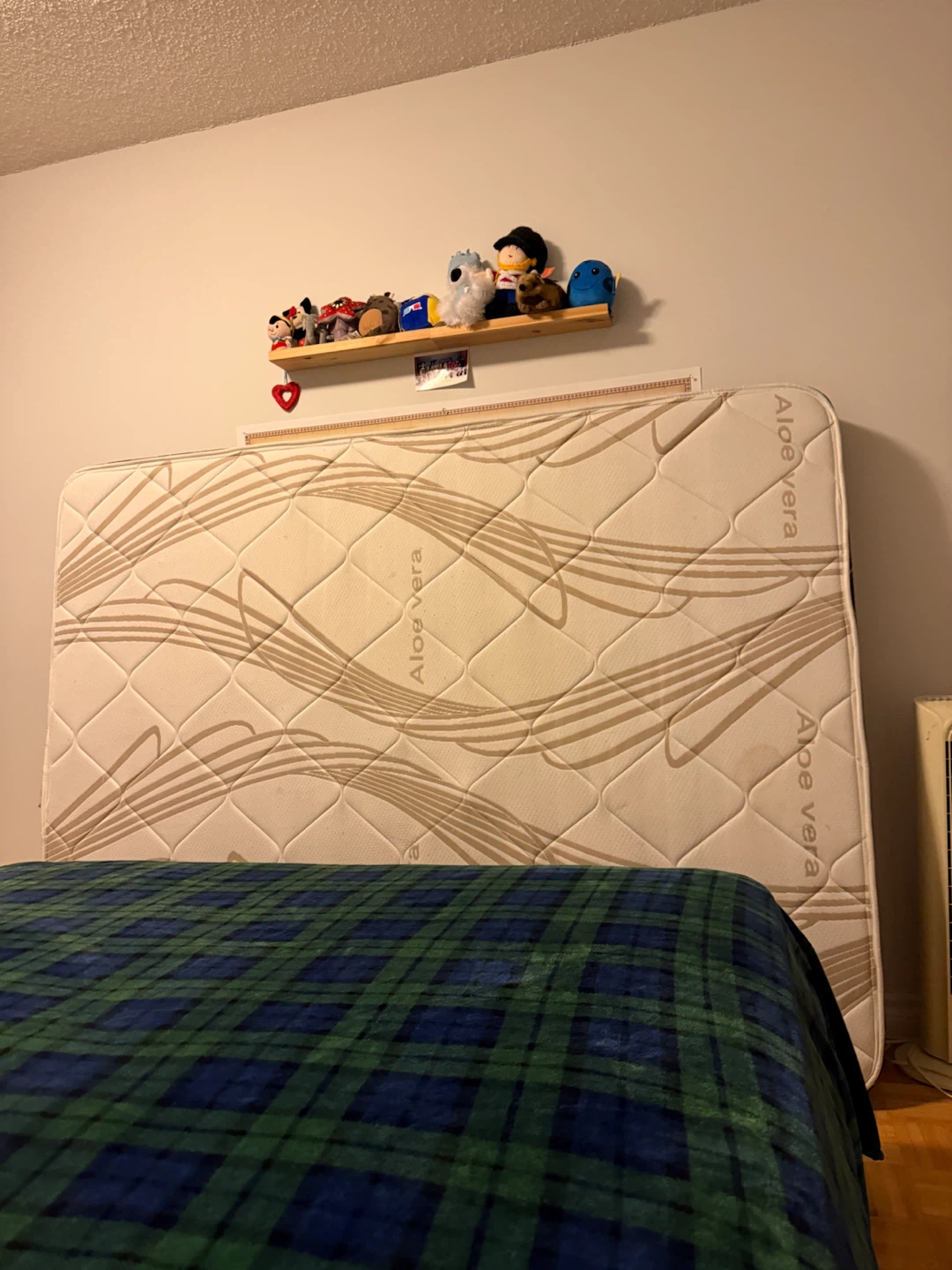 6” high queen size mattress