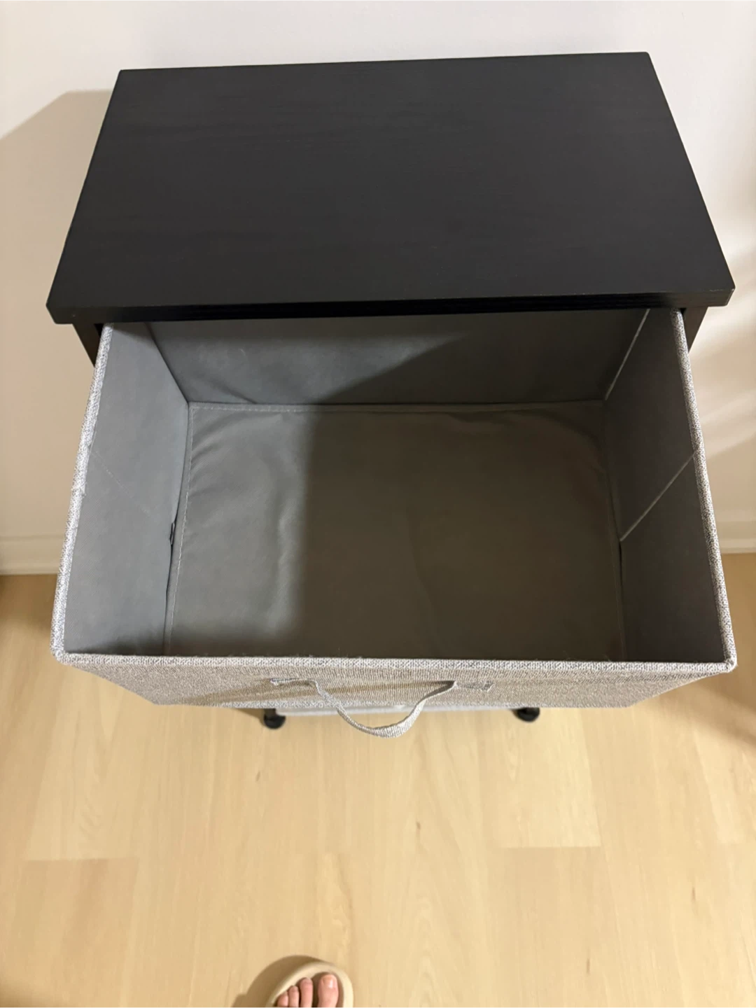 Black and grey 4-drawer dresser - photo 2