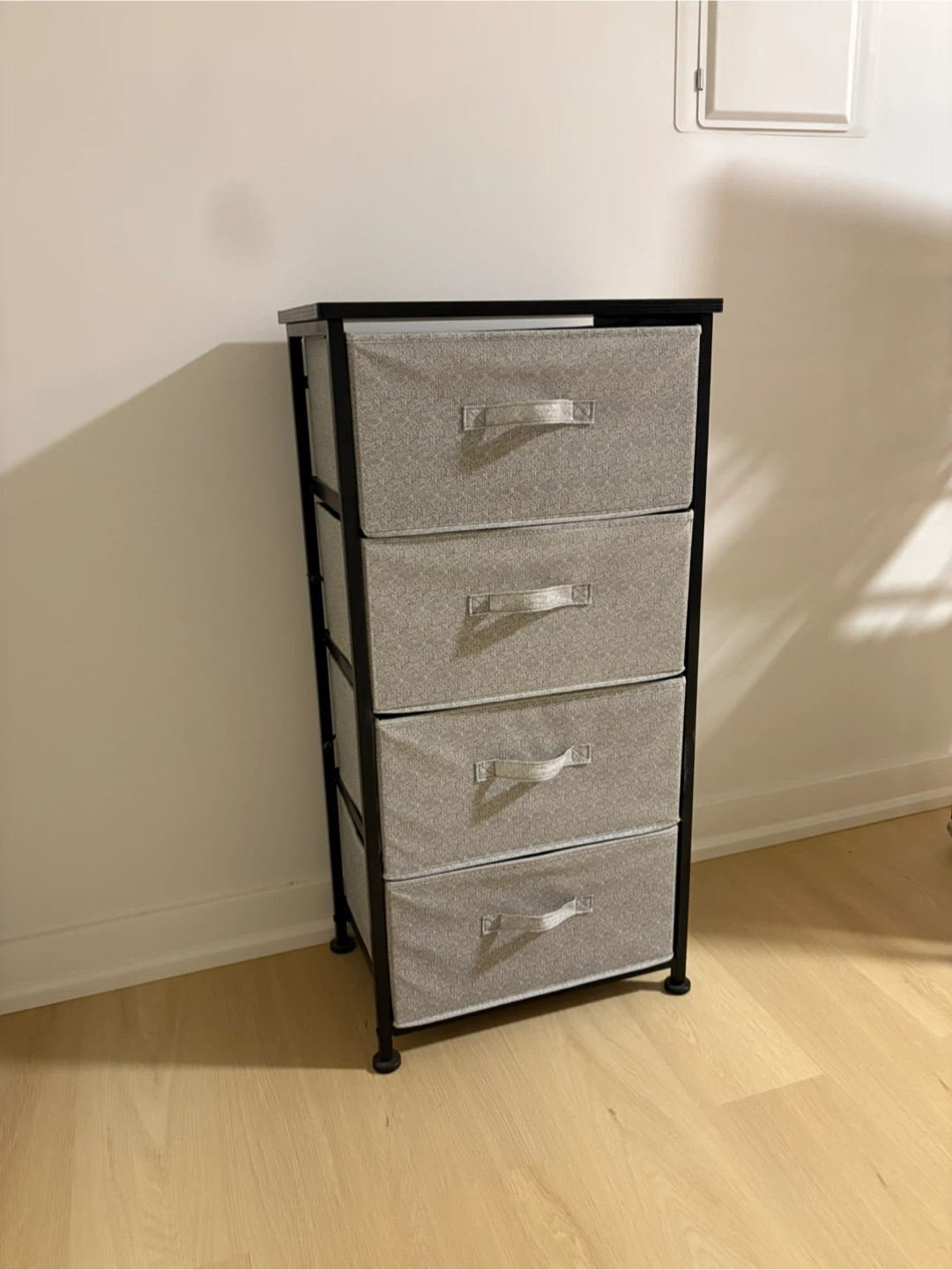 Black and grey 4-drawer dresser - photo 4