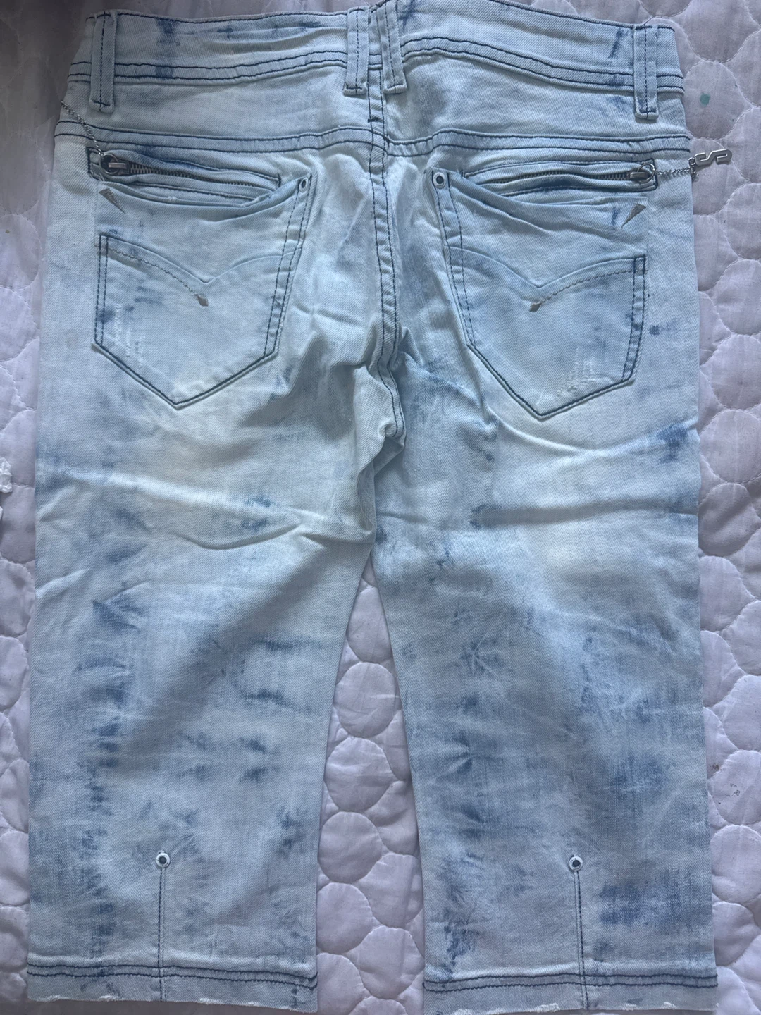 Monica's Denims Distressed Light Wash Jean Shorts Size 7 - photo 2