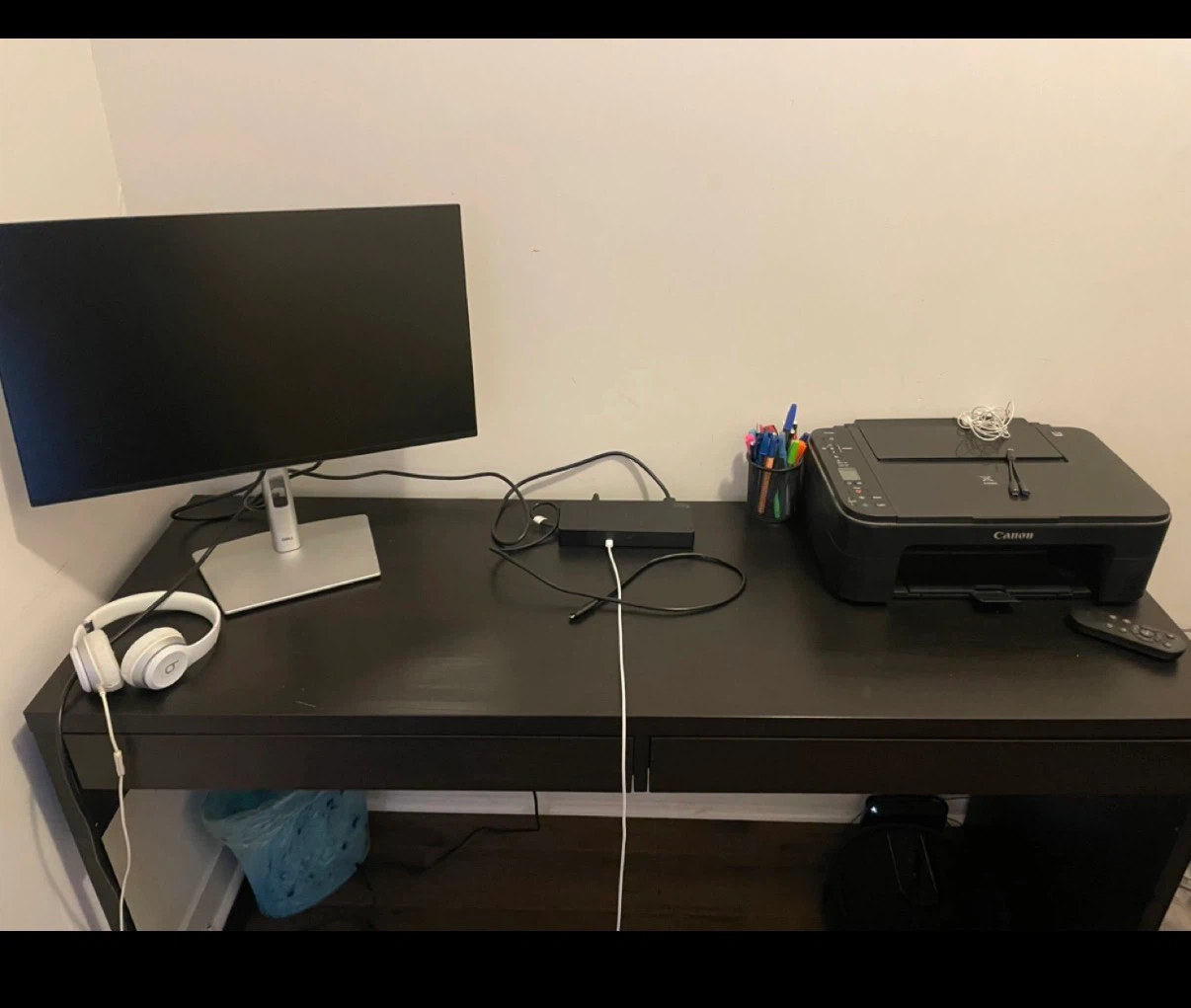 Black Desk – 2 Drawers – Great Condition