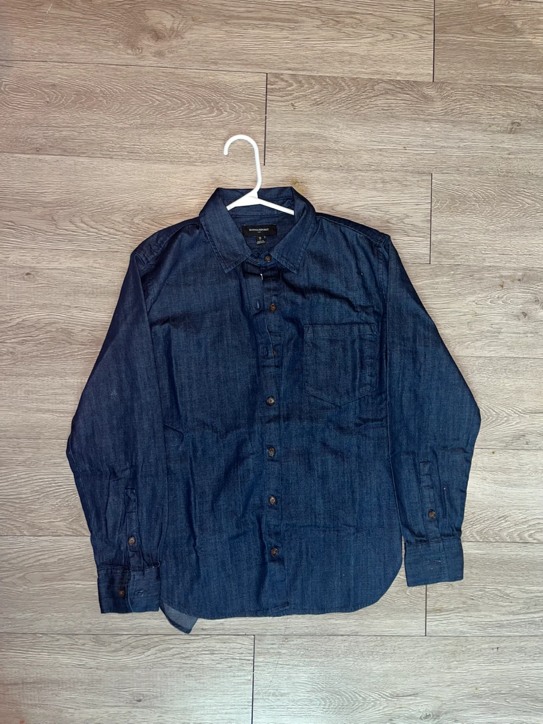 XS long sleeve denim button up