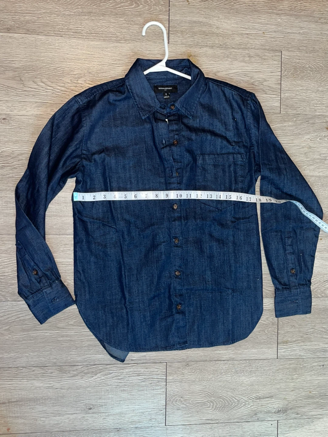 XS long sleeve denim button up - photo 3