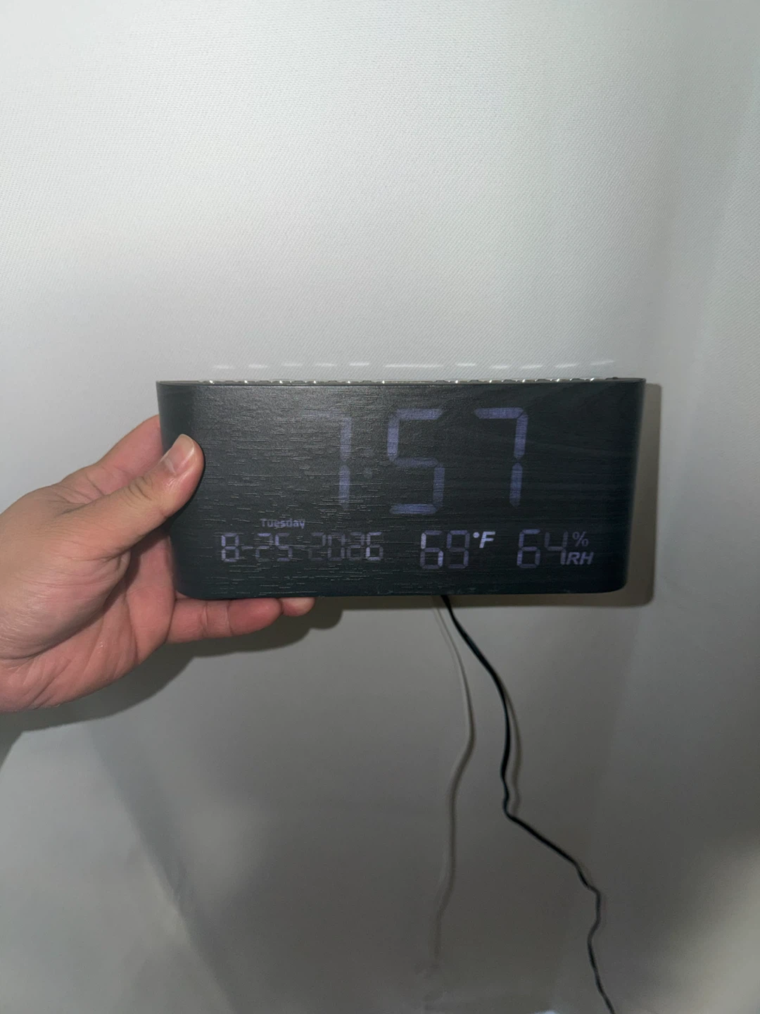 Digital Alarm Clock with Temperature and Humidity Display