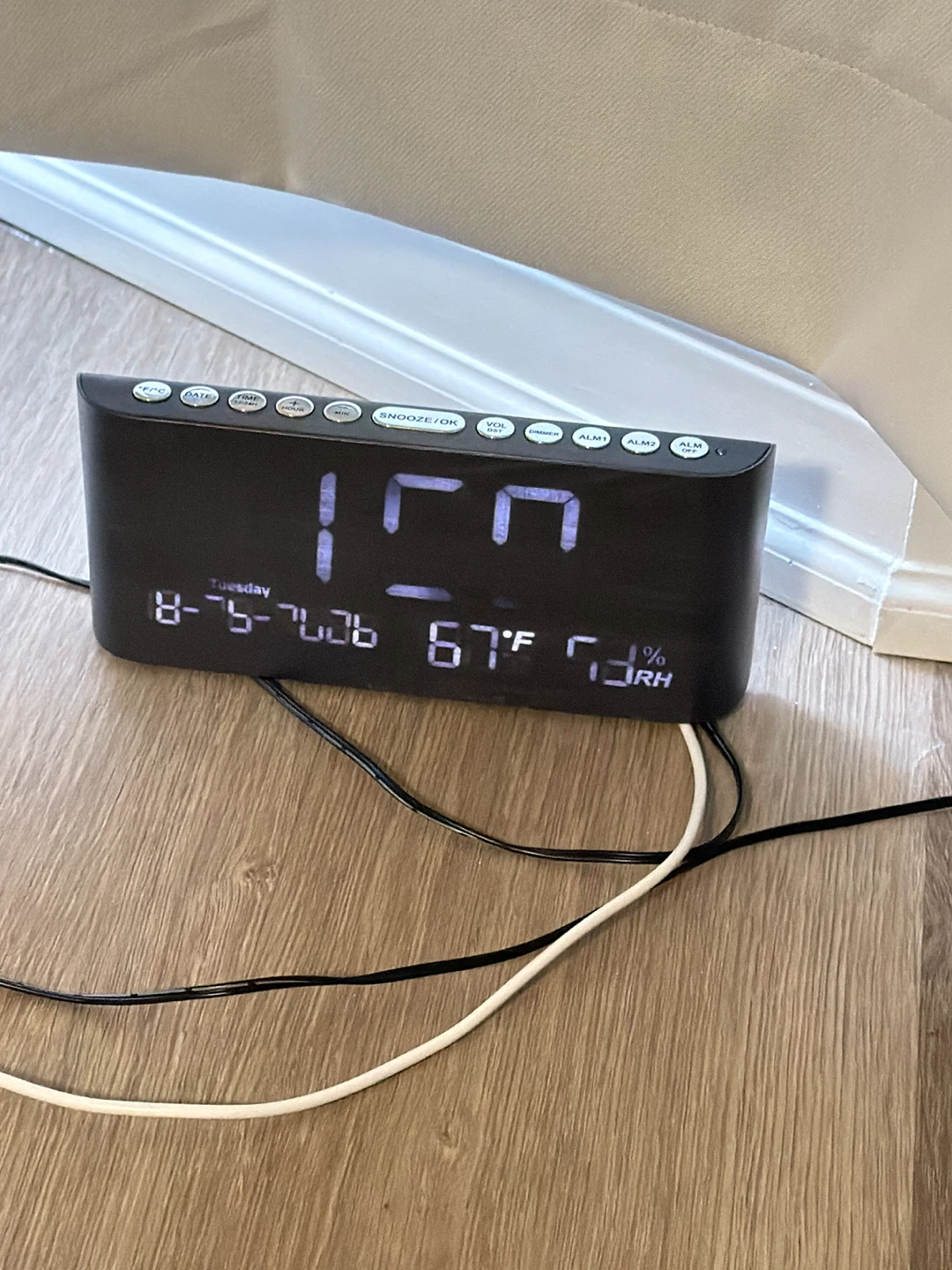 Digital Alarm Clock with Temperature and Humidity Display - photo 5