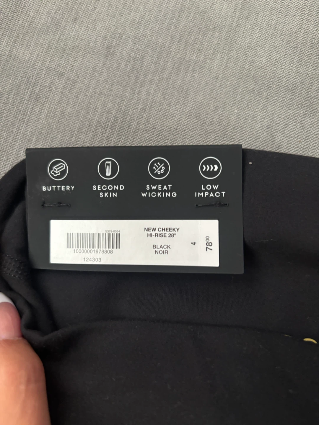 Aritzia Golden Butter Cheeky Hi-Rise Leggings Black Size 4 - photo 4