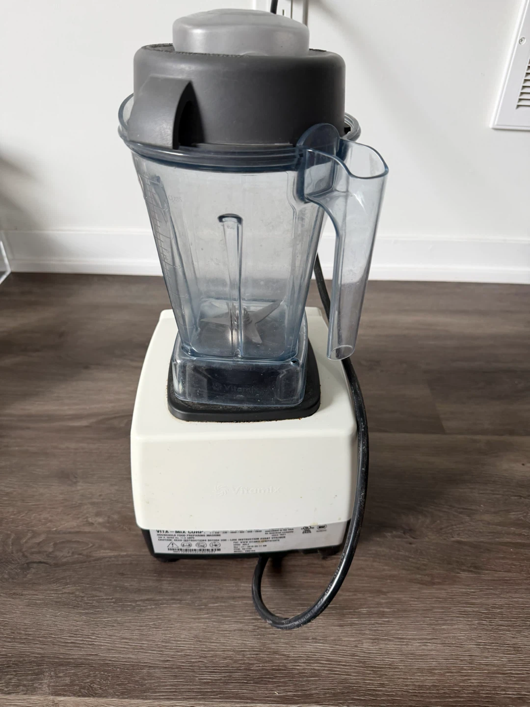 Vitamix Total Nutrition Center VM0103 Blender Juicer - photo 4