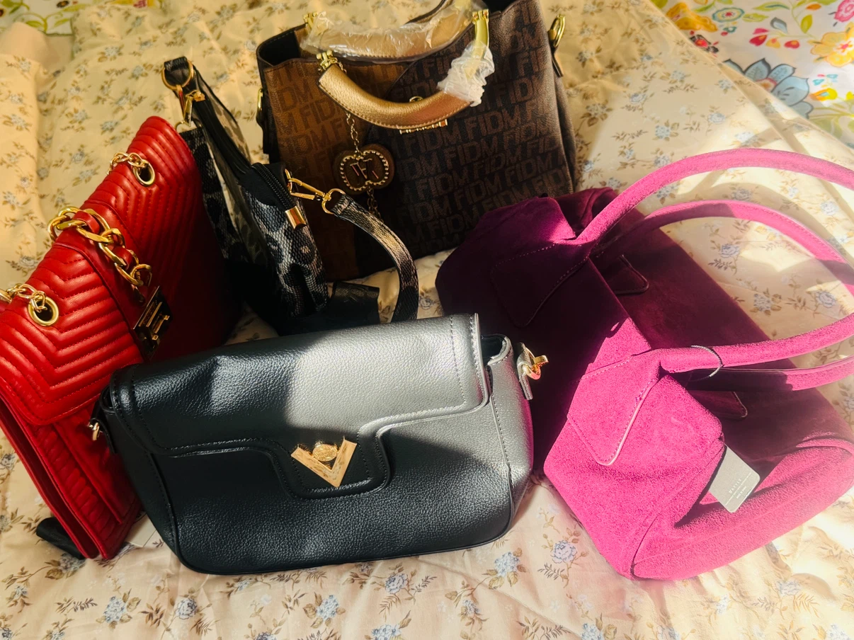 Assorted Collection of Women's Handbags - photo 3