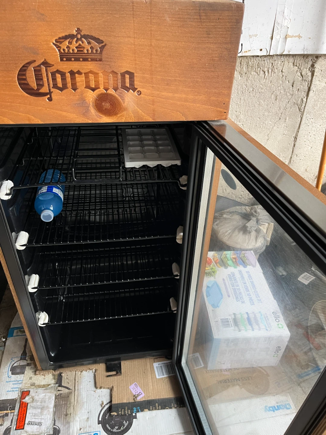 Corona Danby Mini Fridge - photo 2