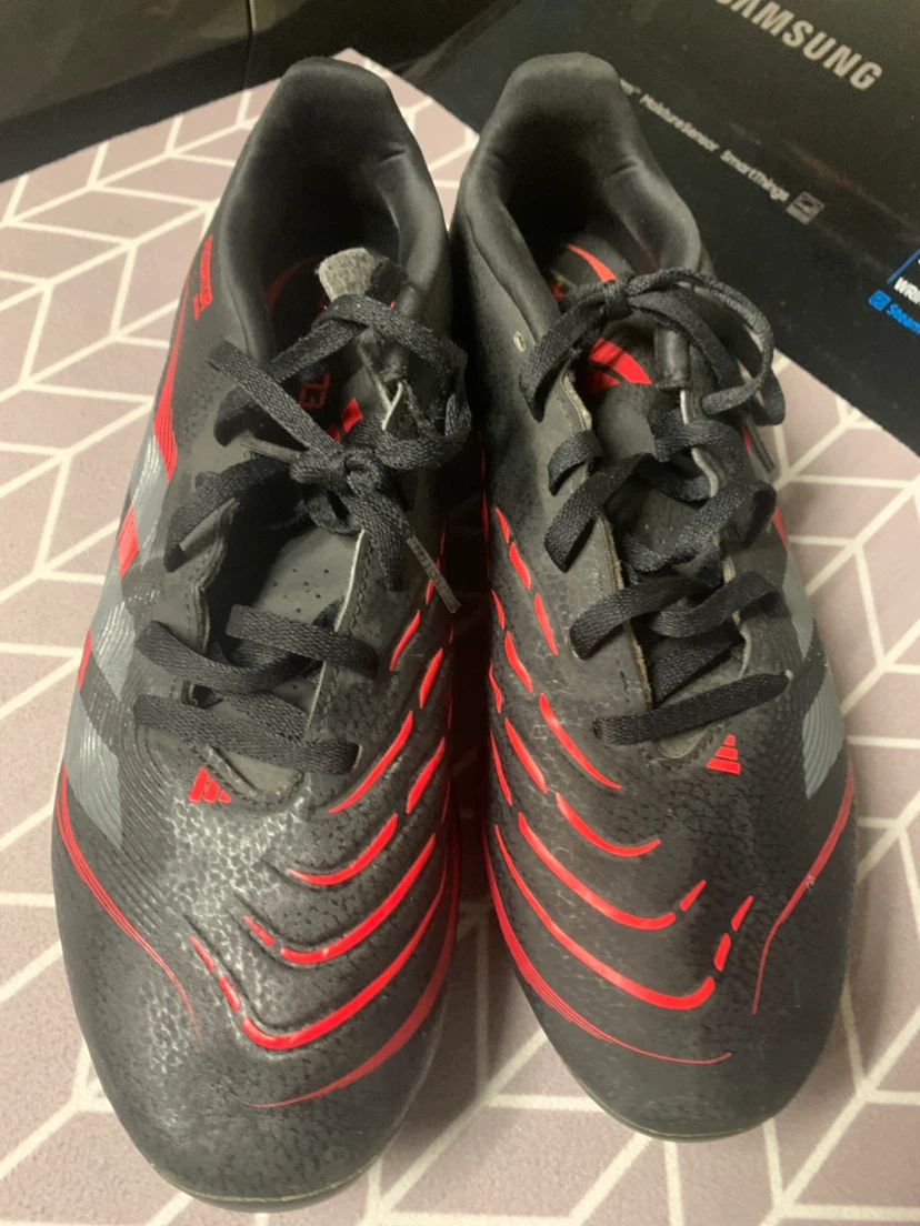 Adidas Predator soccer Cleats