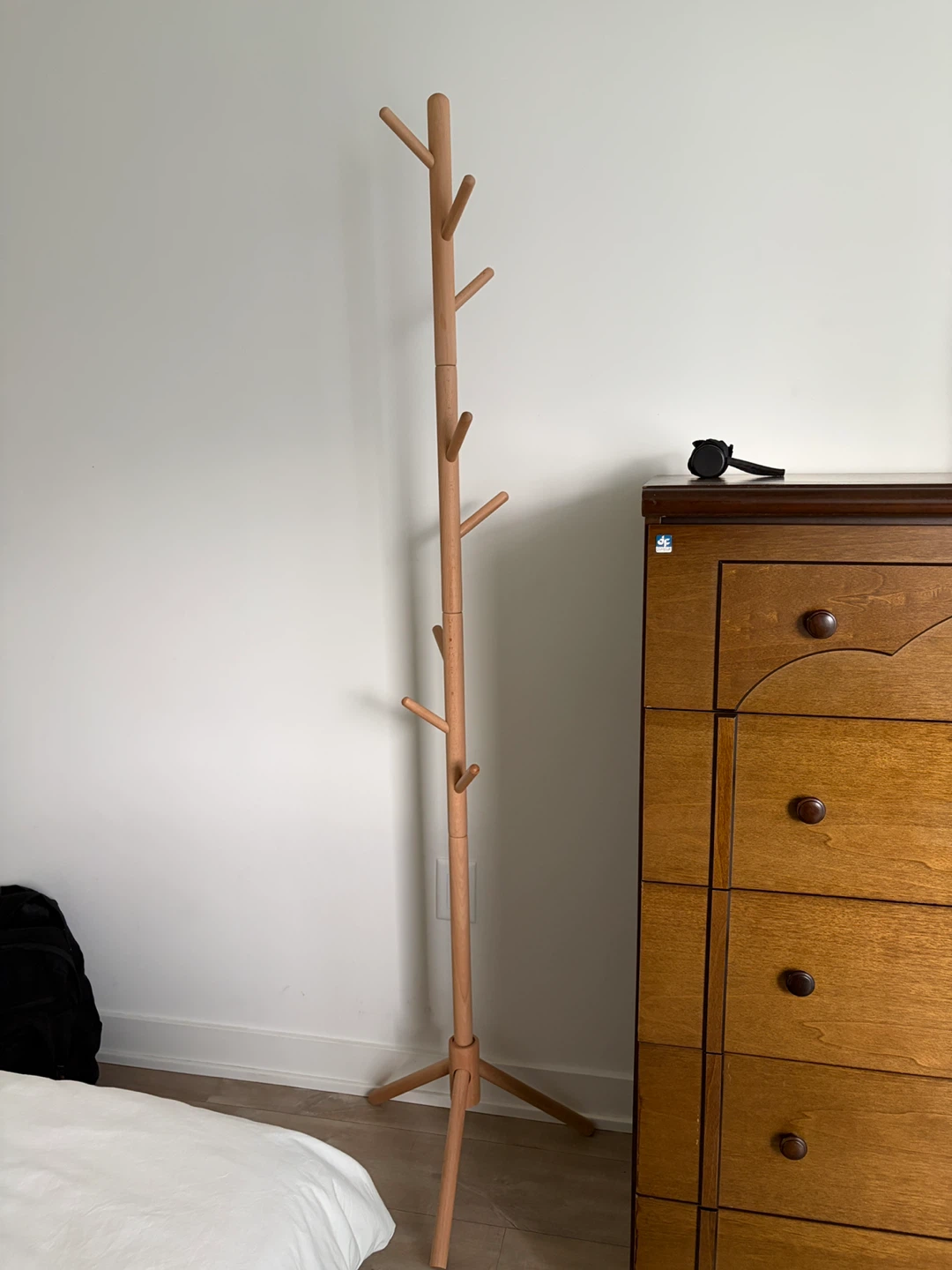 Wooden Coat Rack with 8 Hooks