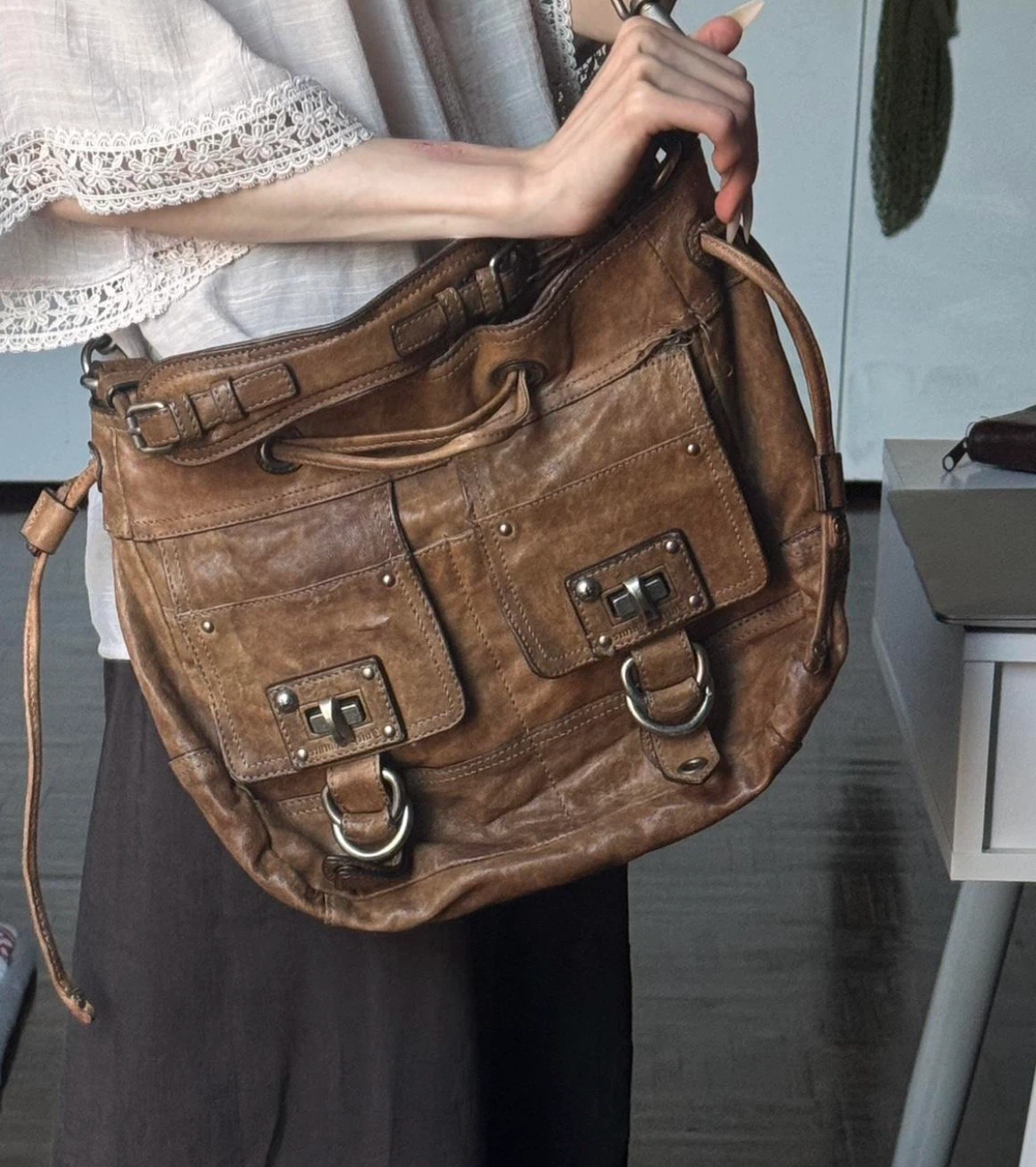 Juicy Couture Vintage Brown Leather Shoulder Bag - photo 4