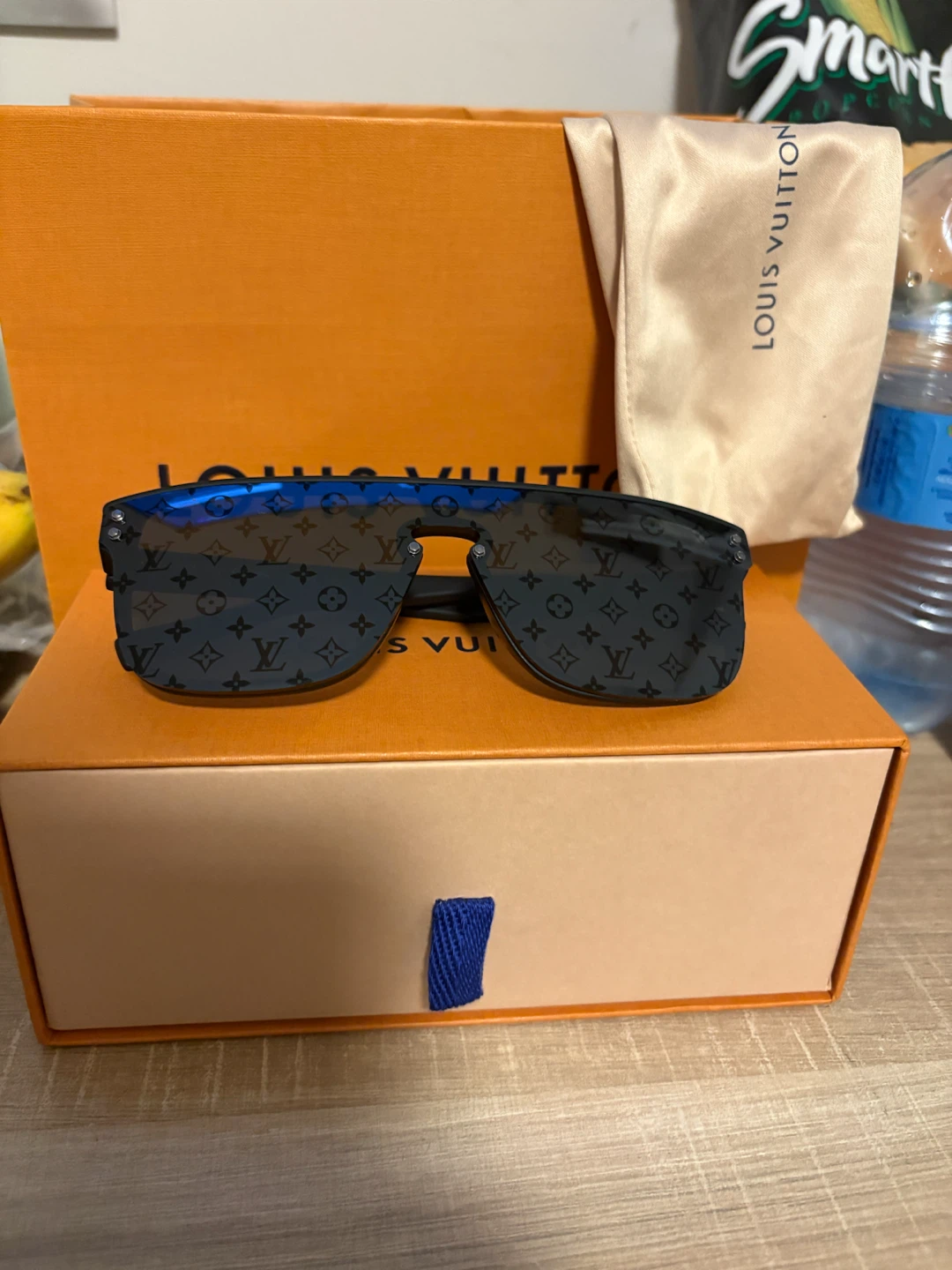 Louis Vuitton Sunglasses - photo 3