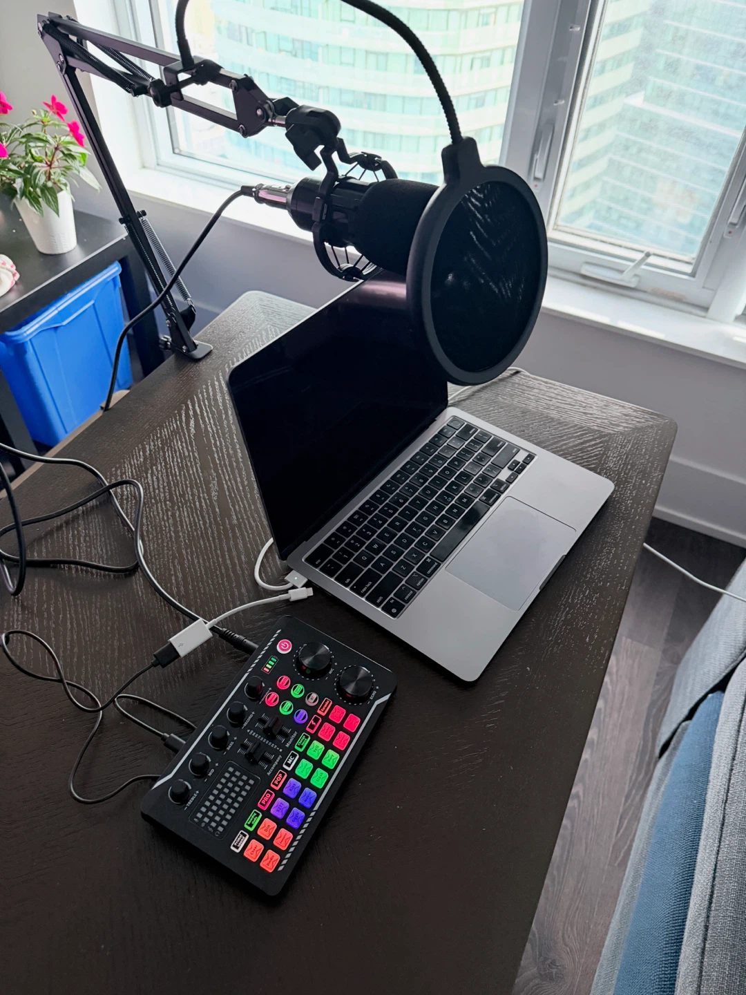 Podcast USB Microphone and Sound Card Kit