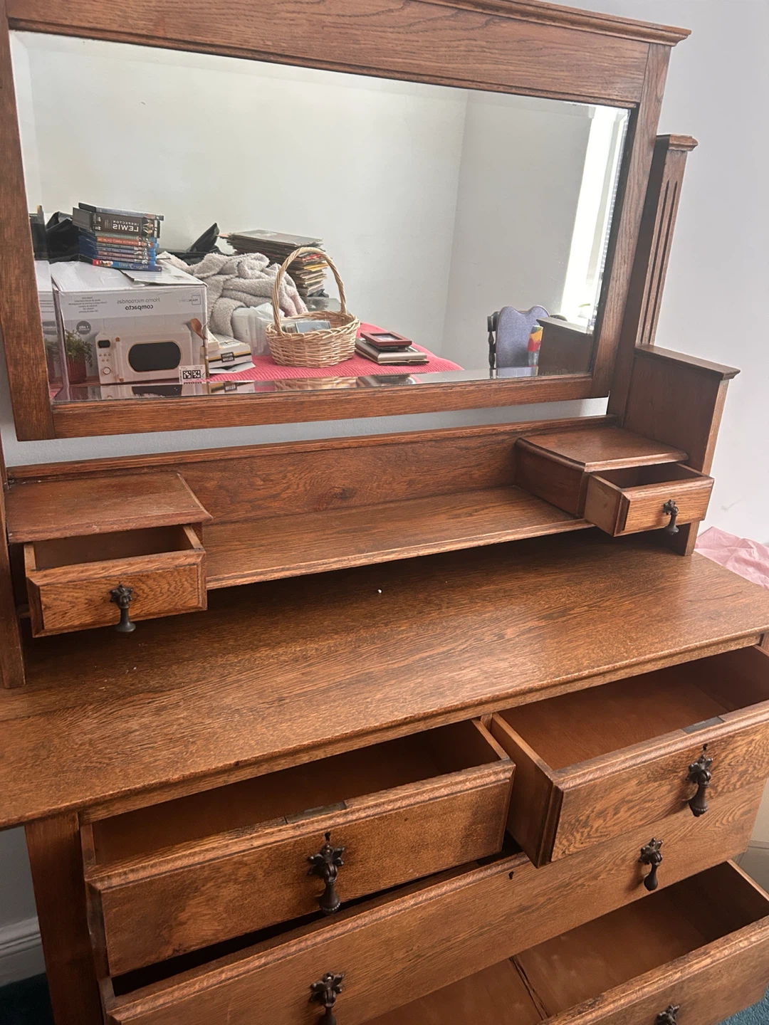 Vintage wood dresser with mirror - photo 5