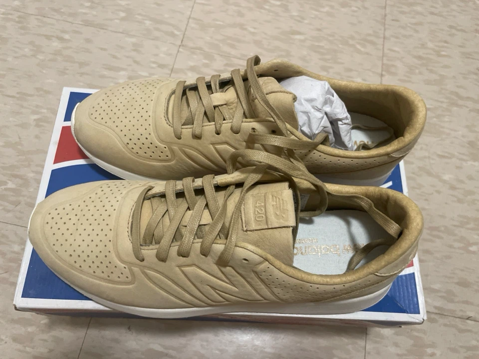New Balance 420 Sneakers Beige (New) - photo 2