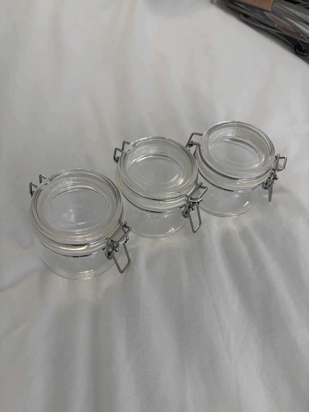 Kitchenwares (moving out)