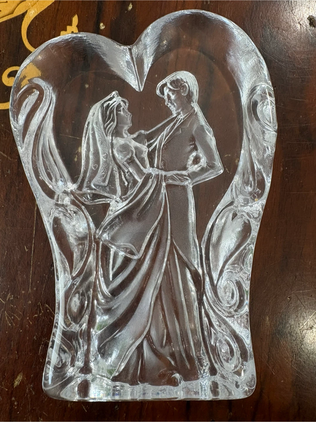 Clear glass wedding couple figurine
