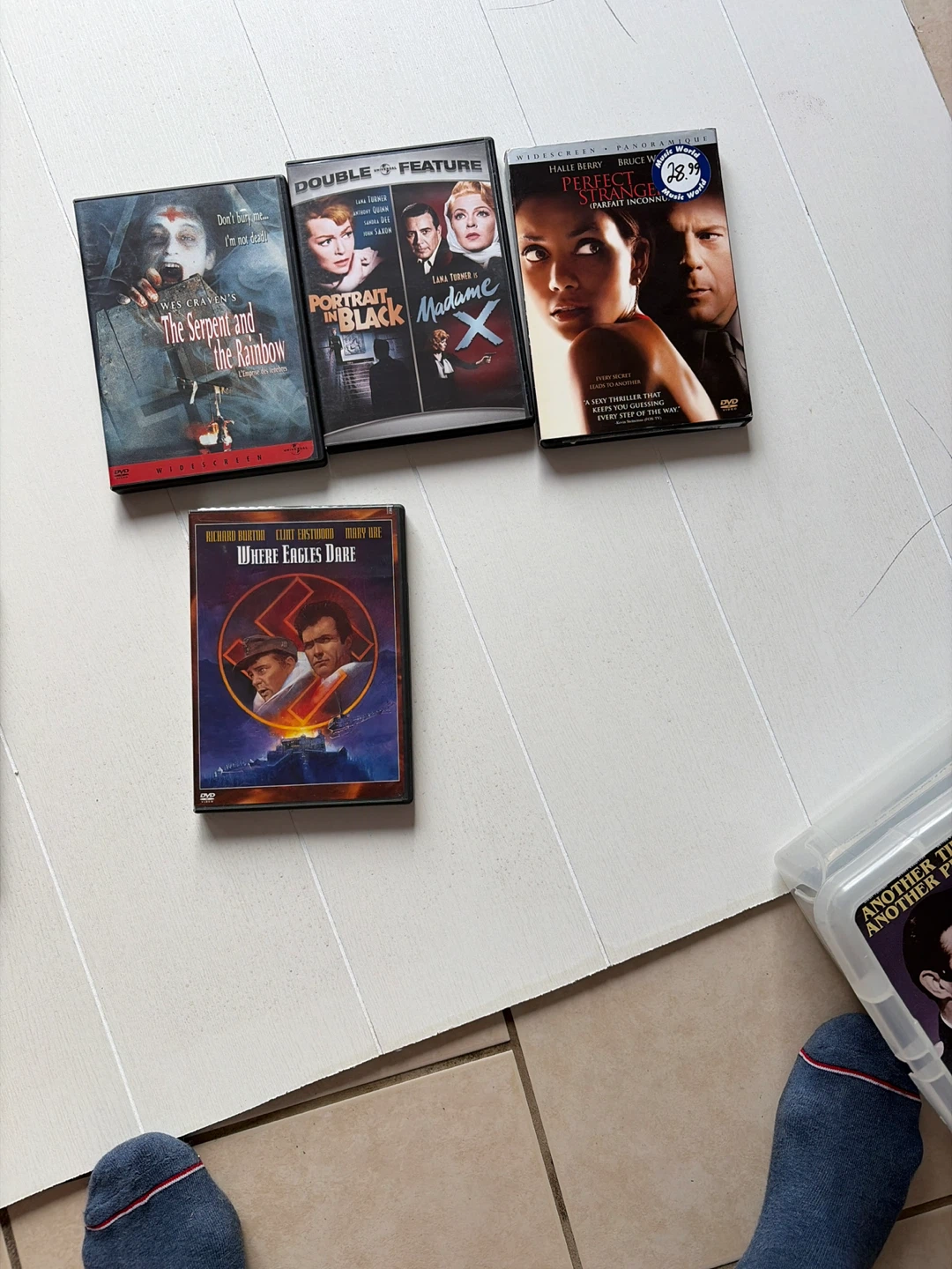 Lot of 14 Classic and Modern Movie DVDs - photo 2