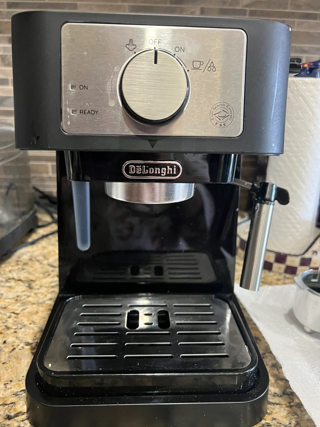 DeLonghi Espresso Machine & Accessories - photo 3
