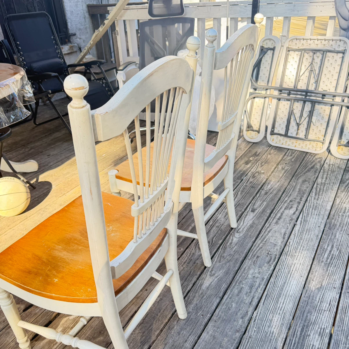 Set of 4 Wooden Dining Chairs - photo 2