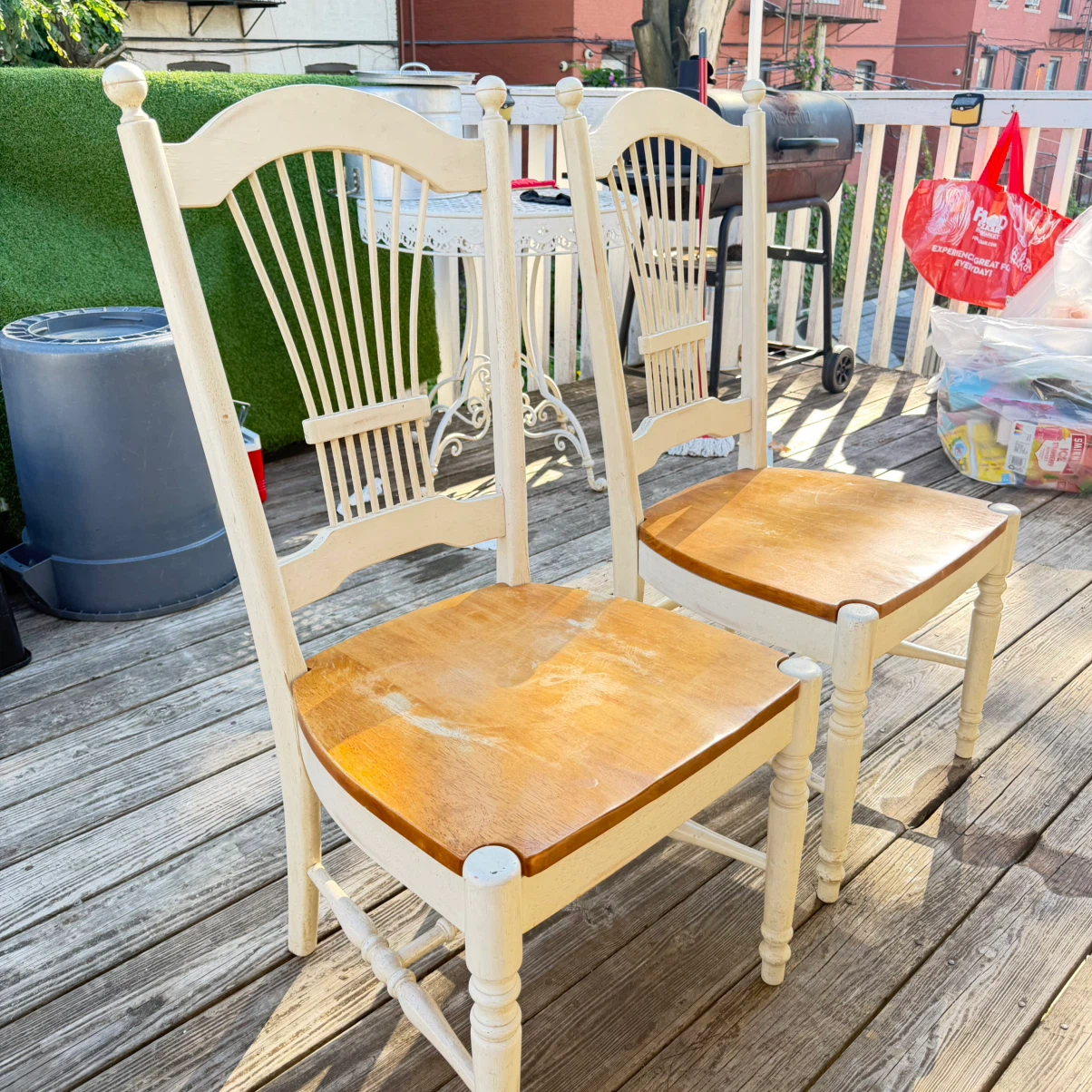 Set of 4 Wooden Dining Chairs - photo 3