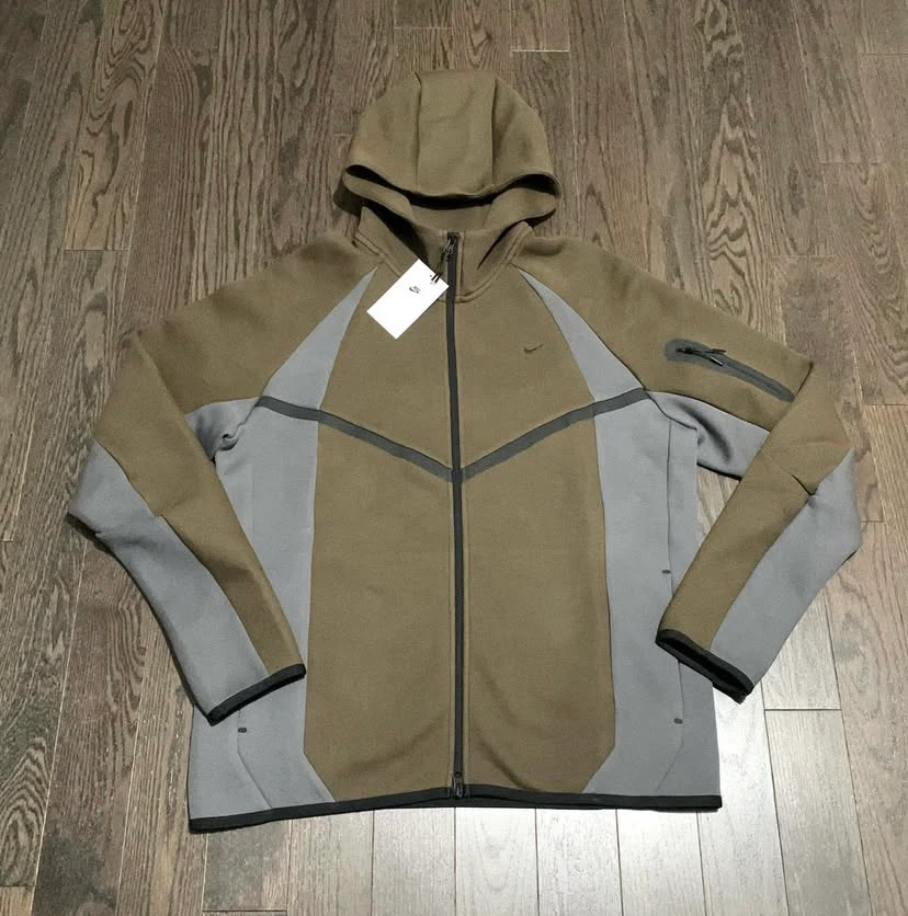 Nike Tech Fleece Full-Zip Hoodie