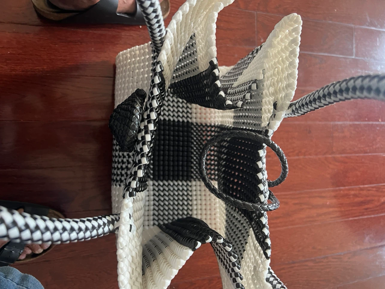 Black and White Buffalo Check Woven Tote Bag - photo 2
