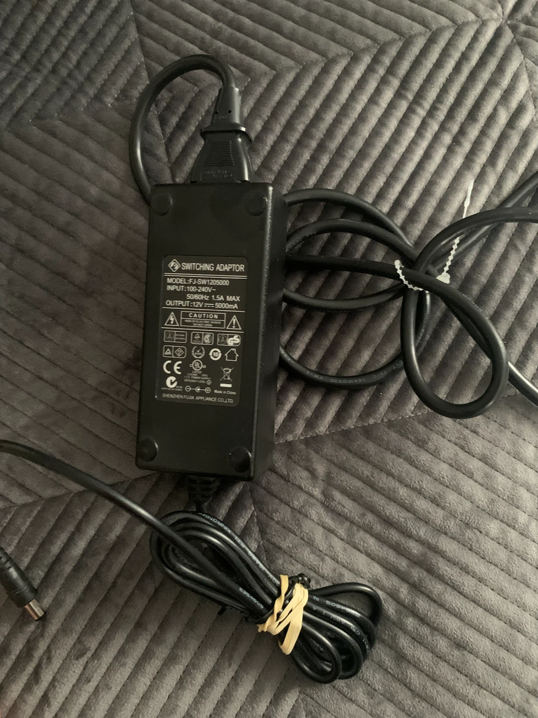 Laptop Charger 12V 5A