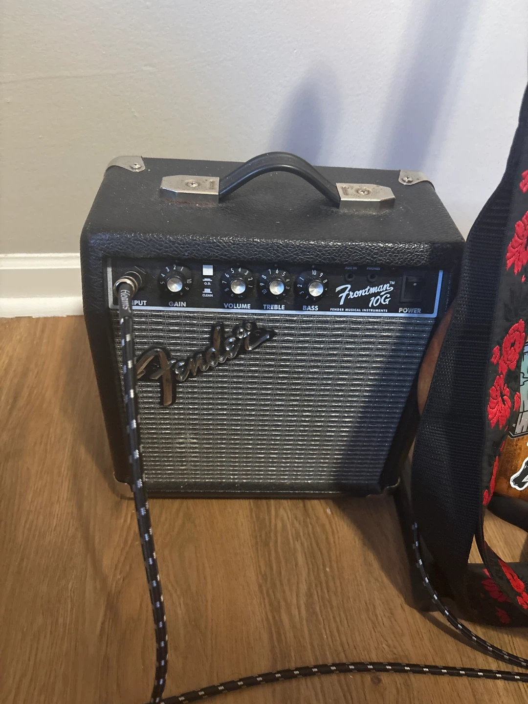 Bass Guitar, Amp, Cable, strap, and stand! - photo 2