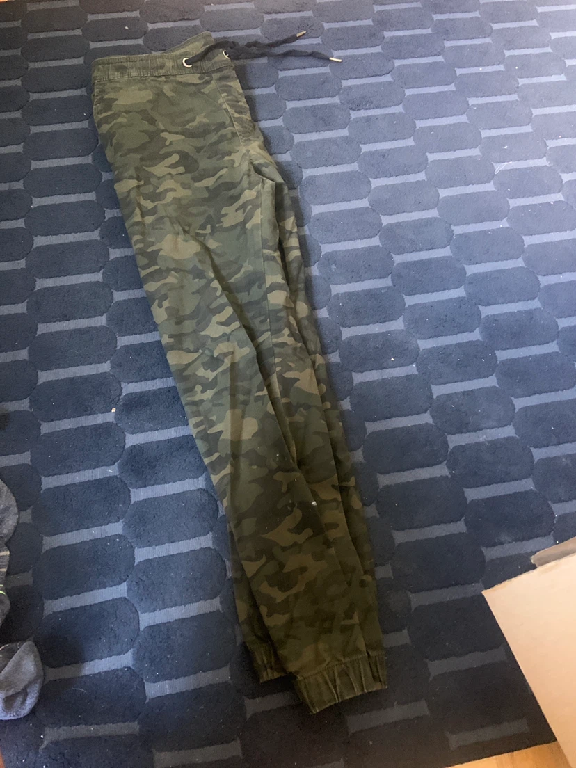 Bundle of Men’s Clothing