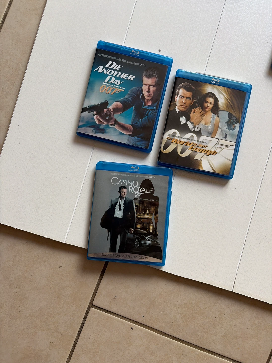 James Bond 007 Blu-ray Movie Collection - photo 3