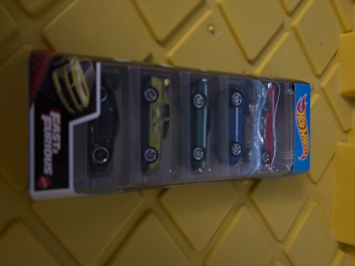 Selling Hot Wheels lot - photo 3
