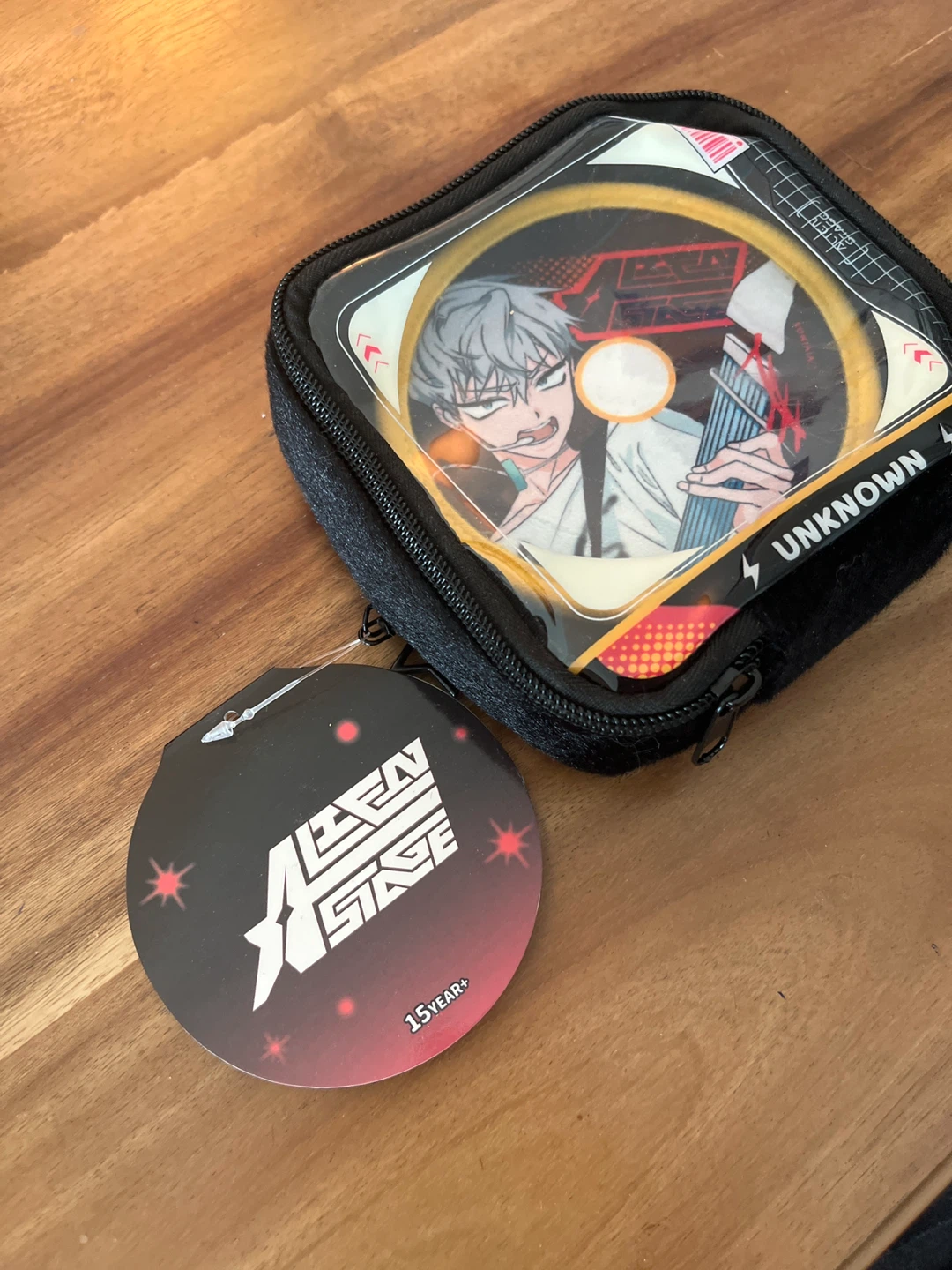 Alien stage case merch